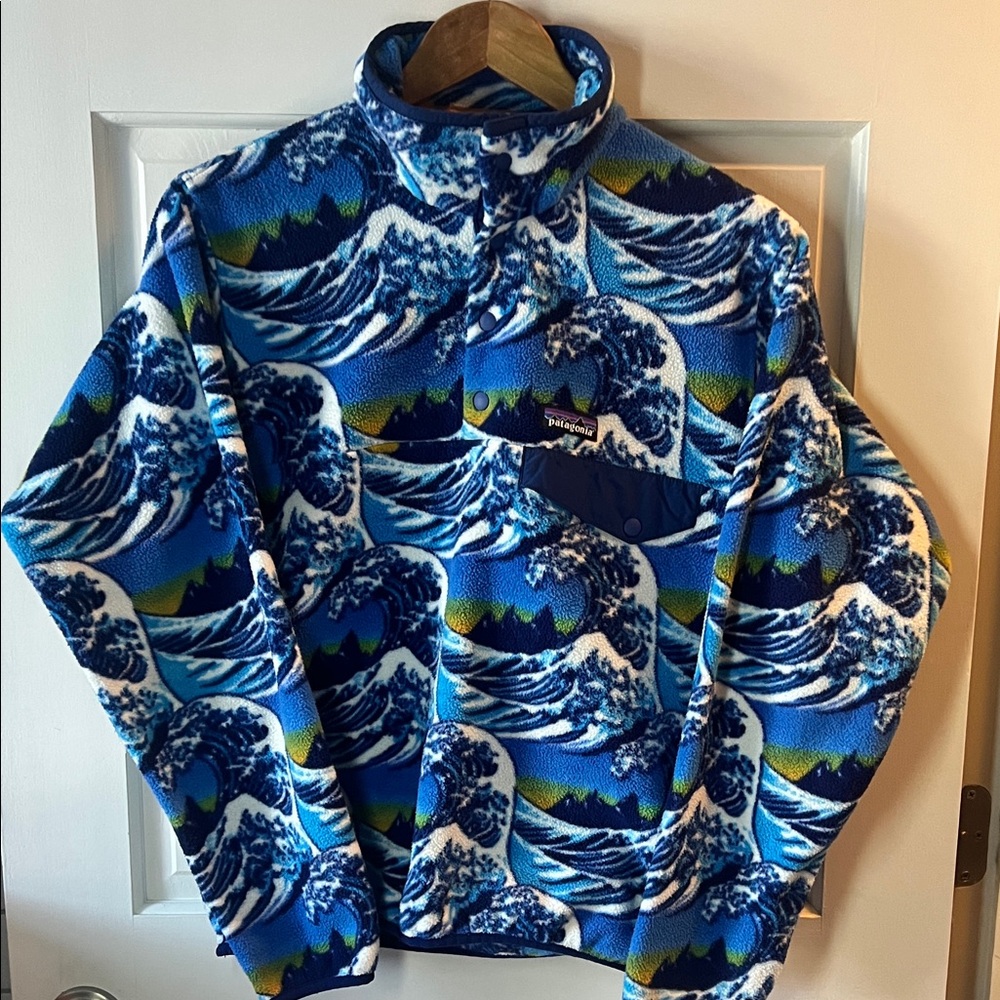 RARE Patagonia Synchilla T-snap Fleece Hokusai Fitz Roy Wave Pattern M XS/ W S